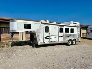 Cherokee Tomahawk 3-Horse LQ Trailer 3-Horse LQ Trailer in Texas