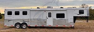 2013 3-Horse LQ Trailer in Tennessee