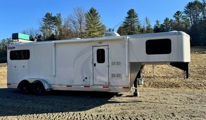 2021 2-Horse LQ Trailer in Vermont
