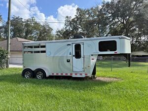 2014 2-Horse LQ Trailer in Florida